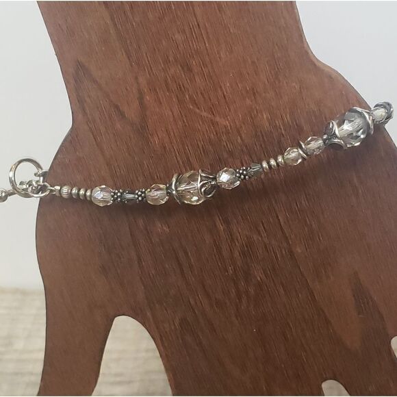 DESERT HEART Artisan Beaded Toggle Bracelet - Picture 2 of 7